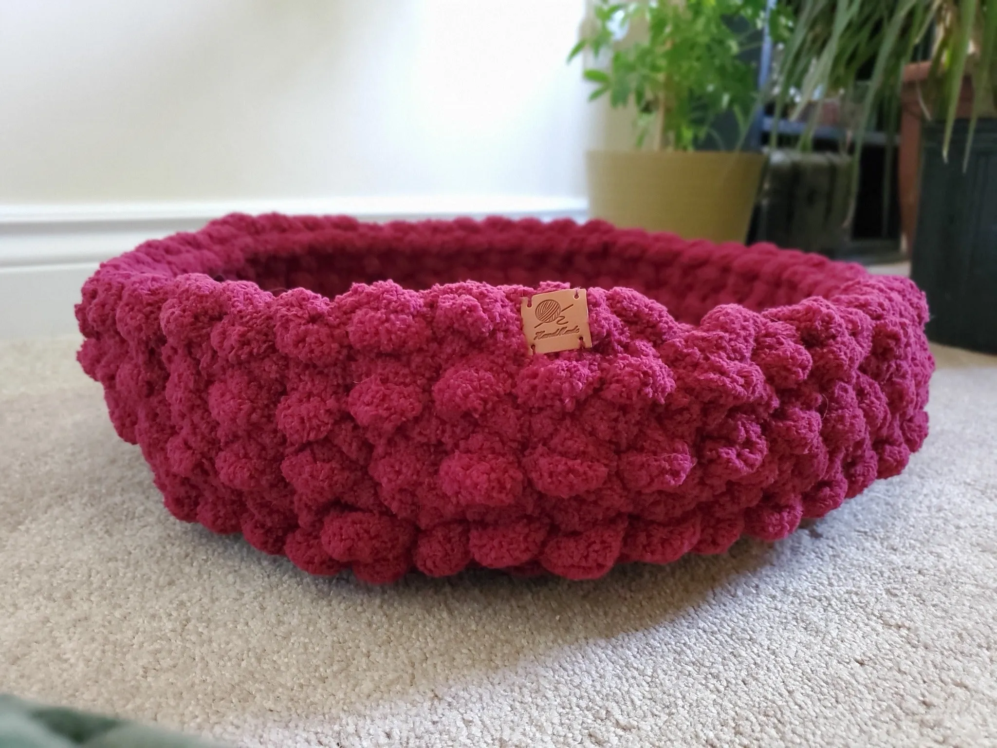 26" Chenille Pet Bed