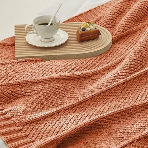 Amélie Home Cable Knit Fall Throw Blanket for Couch, Burnt Orange Chenille Knitted Chunky Knit Blanket with Chevron Texture Non-Shedding, Decorative Farmhouse Soft Blanket for Sofa Chair Bed, 50x 60