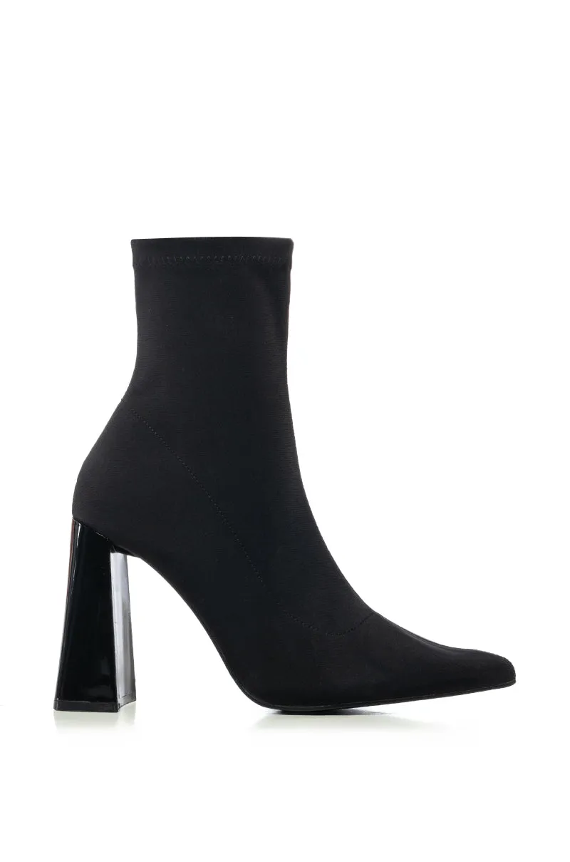 AZALEA WANG IN THE MOONLIGHT CHUNKY HEEL BOOTIE IN BLACK