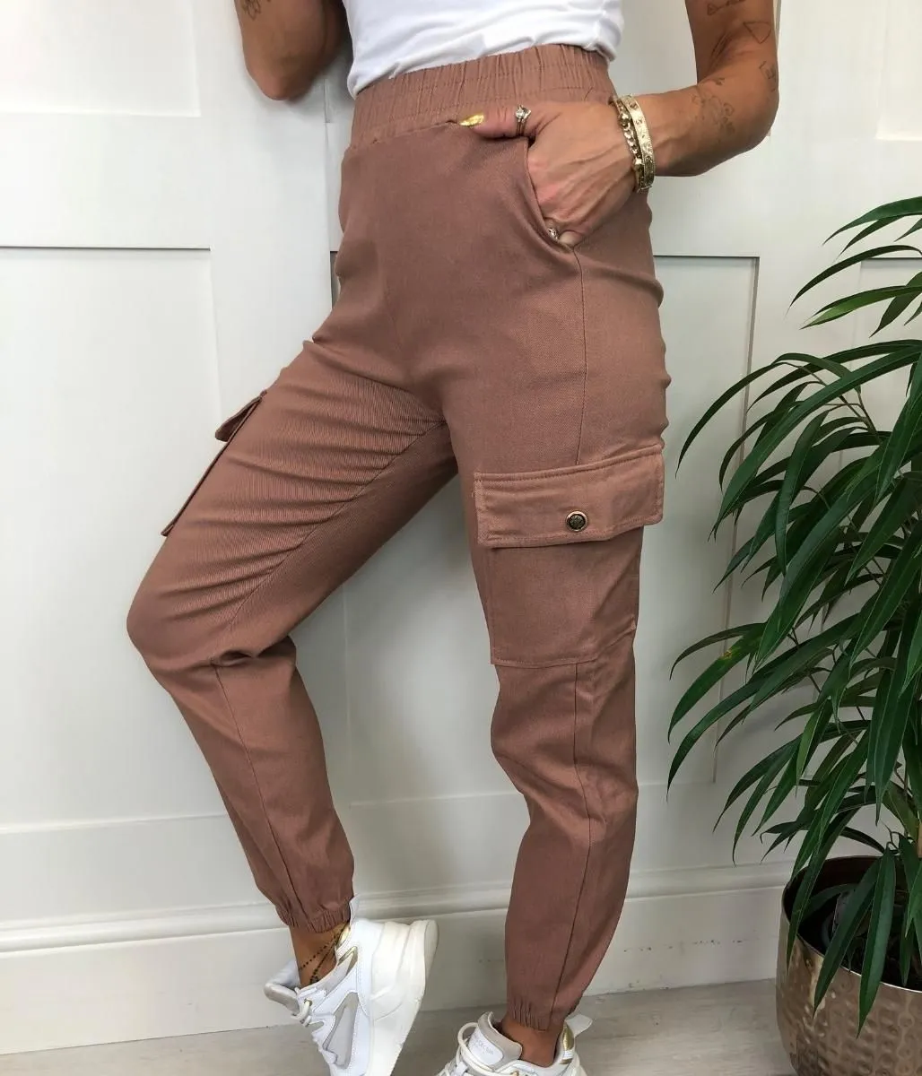 Brown Cuffed Cargo Trousers