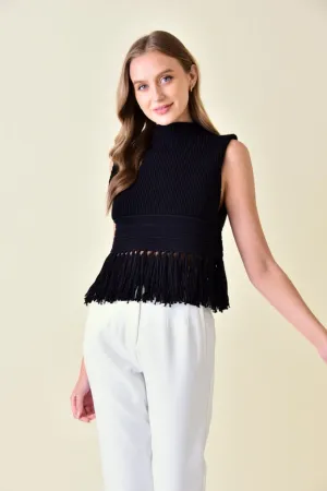 Chic Sleeveless Chunky Knit Tassel Detail Top