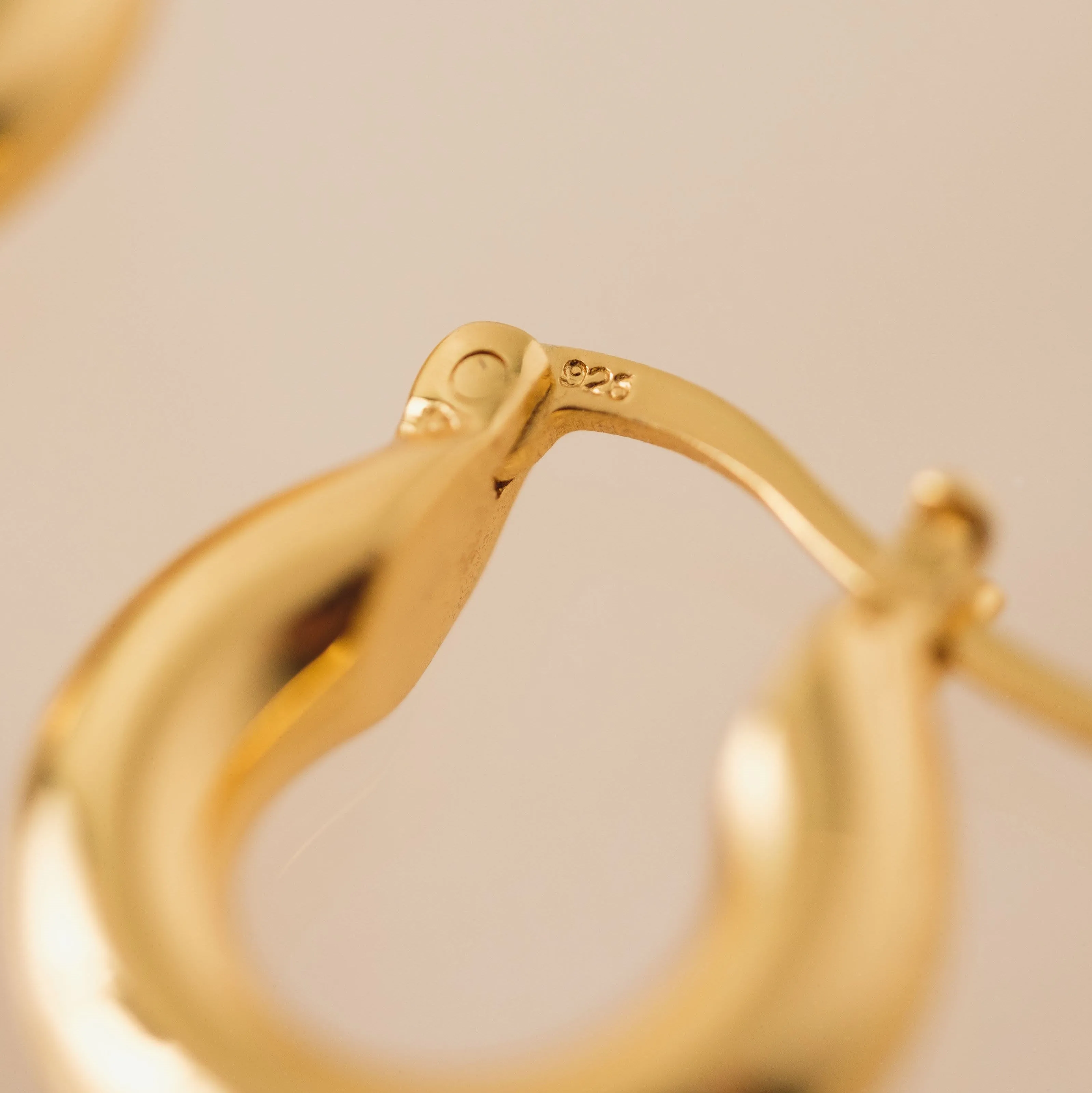 Chunky Hinge Hoop Earrings Gold