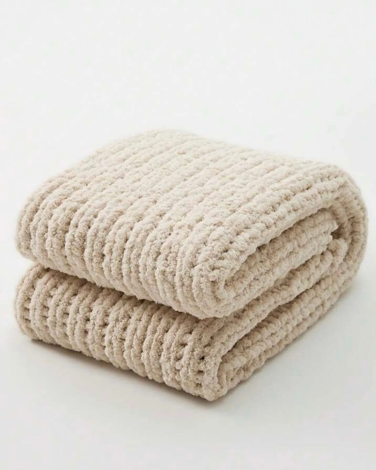 Cloud Double Medium Cream Chenille Chunky Knit Blanket Throw