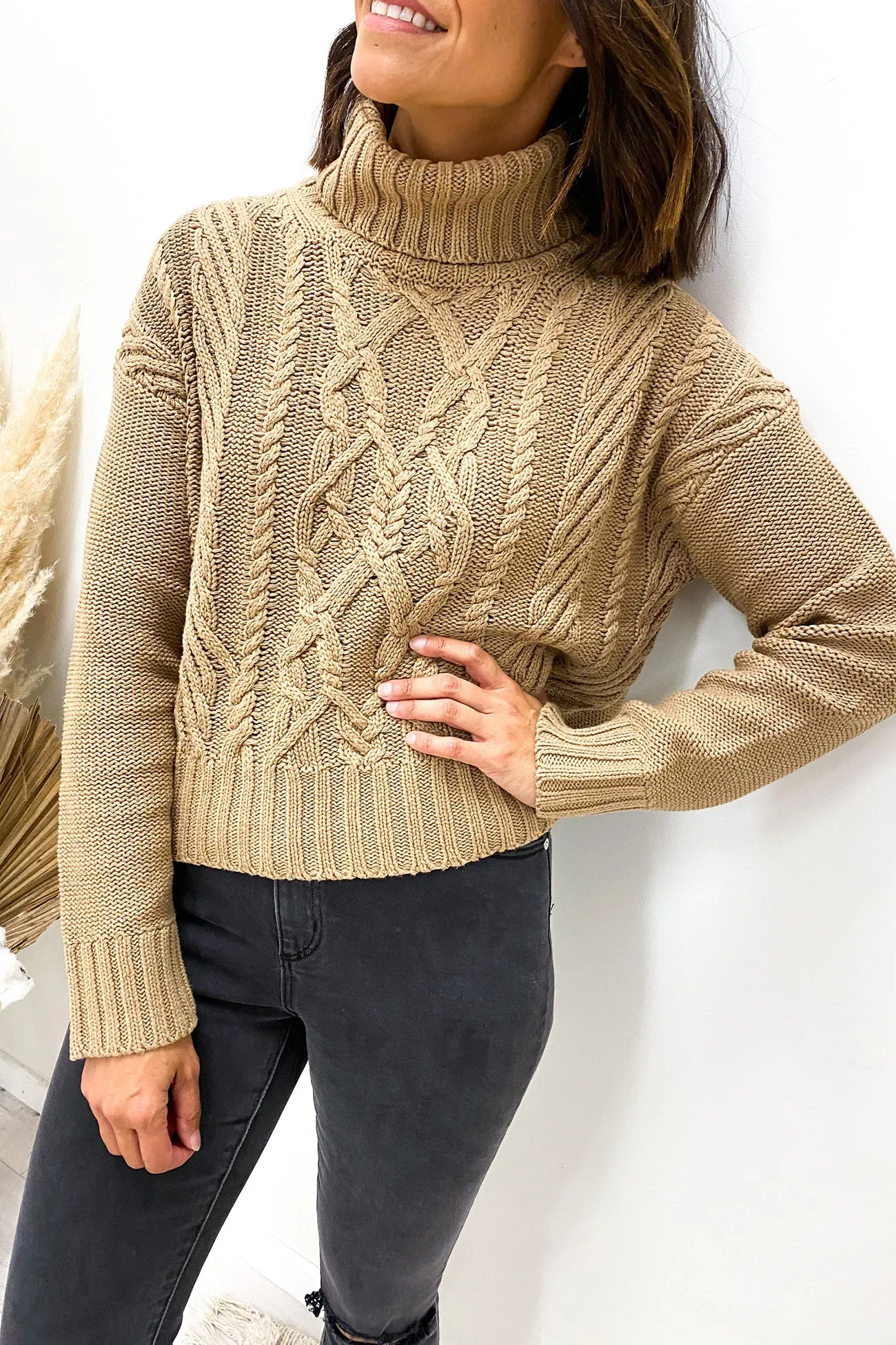 Dorian Cable Knit Mocha