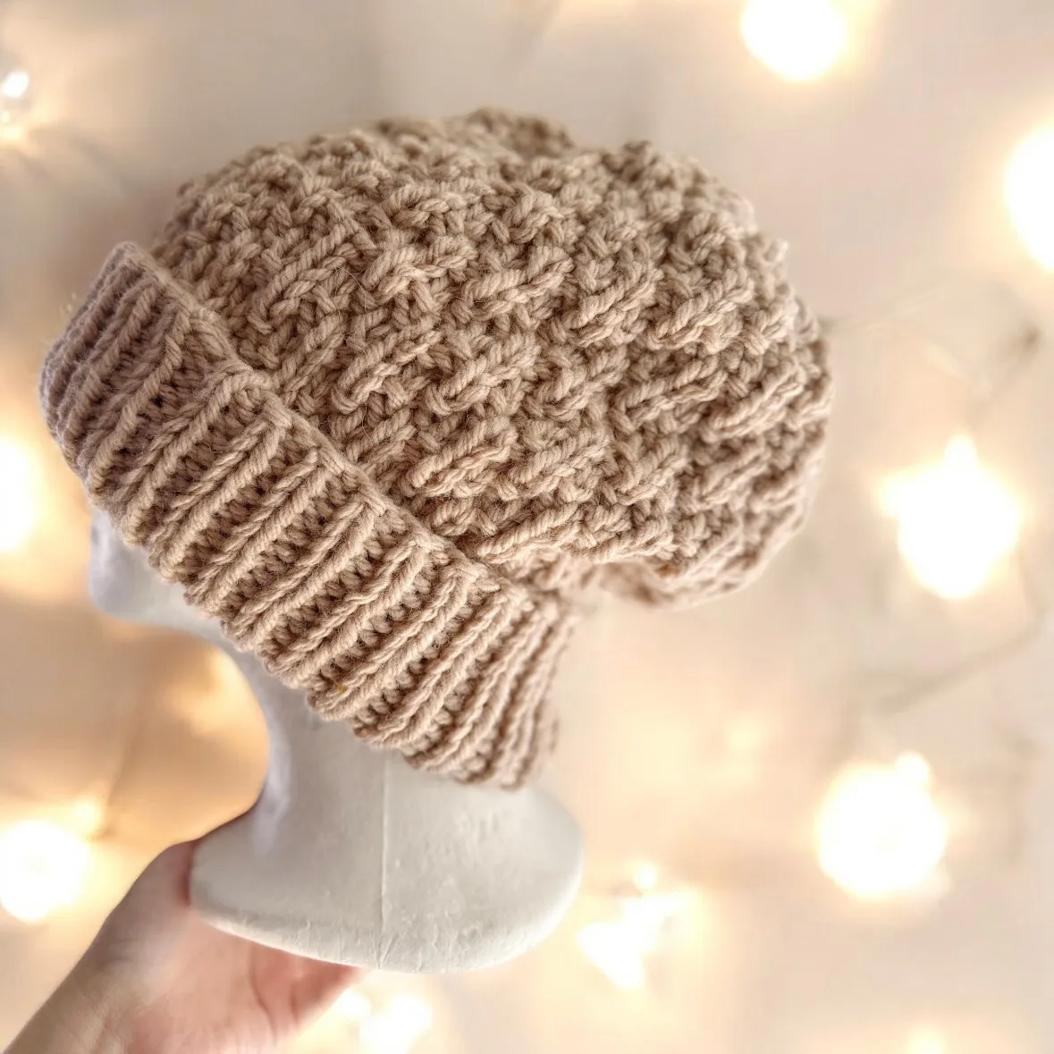 Handknit Chunky Patterned Beanie | Knit Beret | Foldable brim in beige sand colour | Knit beanie in coffee | Fluffy and cozy winter hat