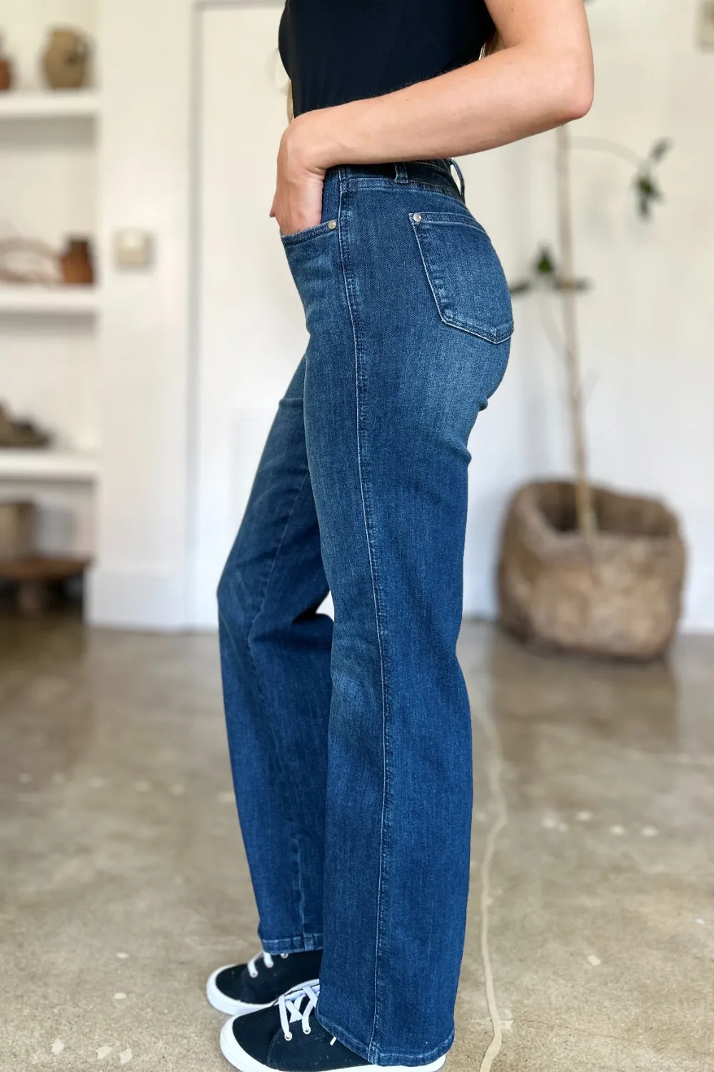 Judy Blue Tummy Control Straight Jeans