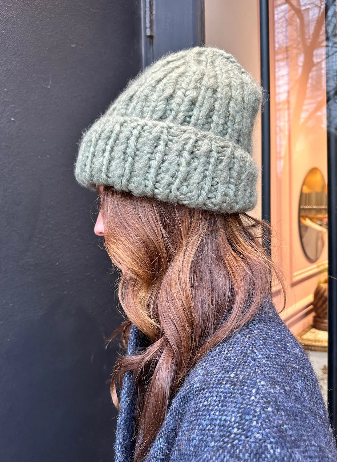 KARAKORAM - Hand Knitted Cashmere Beanie in Salvia