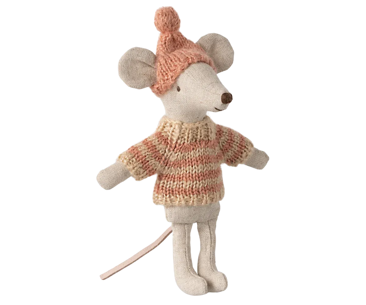 Knitted Sweater and Hat for Big Sister Mouse