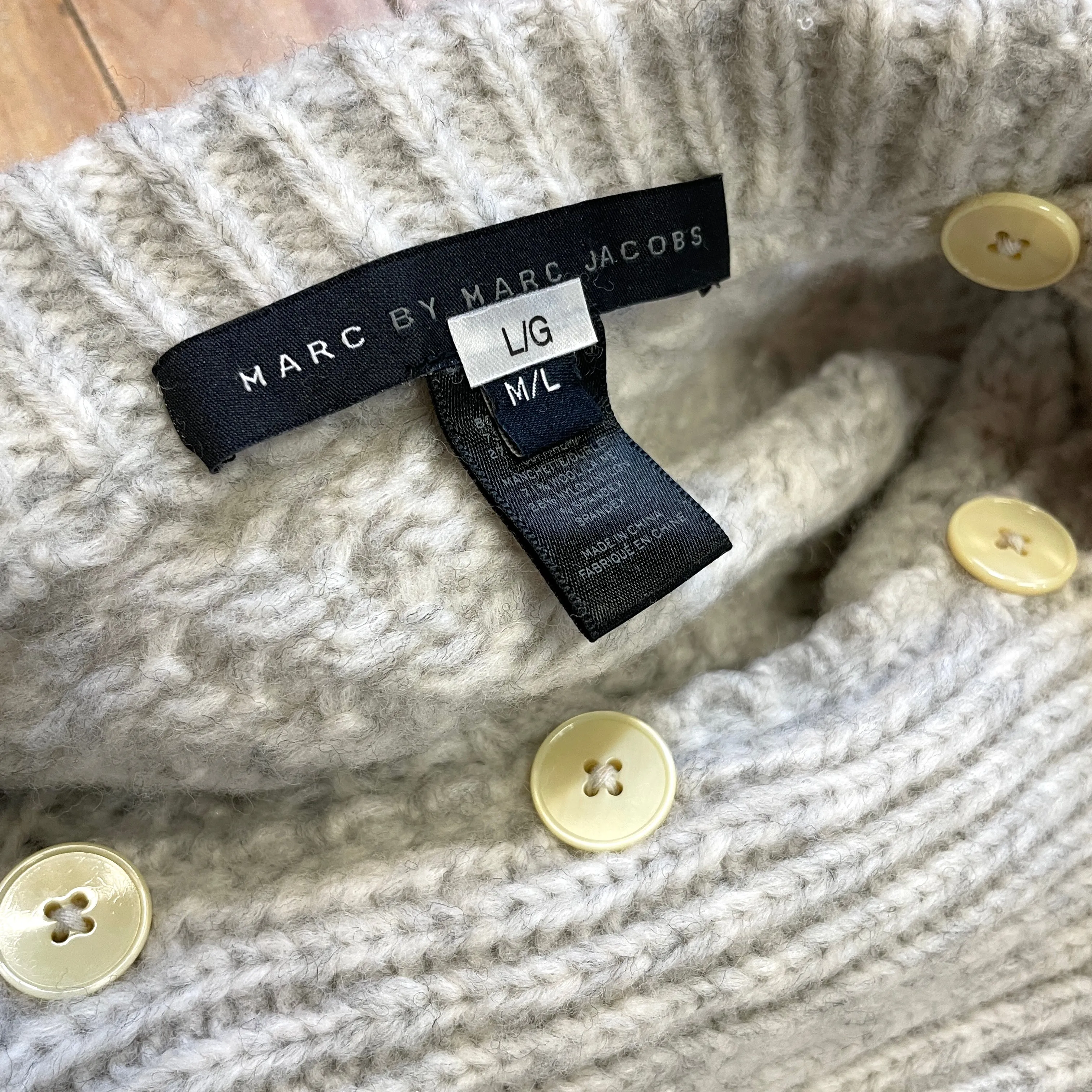 Marc by Marc Jacobs Vintage Designer Chunky Cable Knit Sweater with Detachable Scarf Size Large