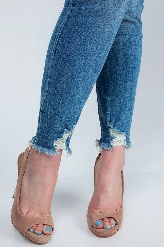 MID RISE SKINNY WITH DESTROYED HEM