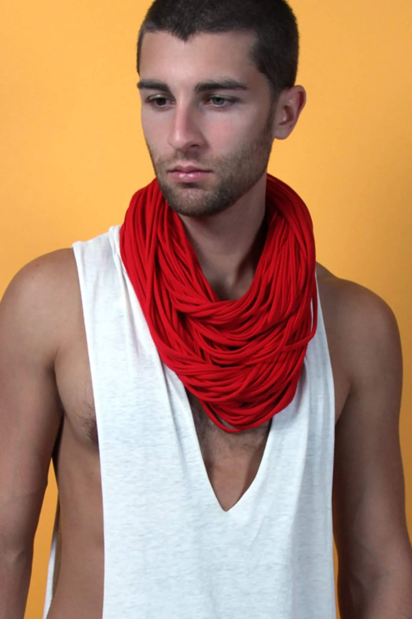 Necklush Chunky Scarf / Red / Unisex