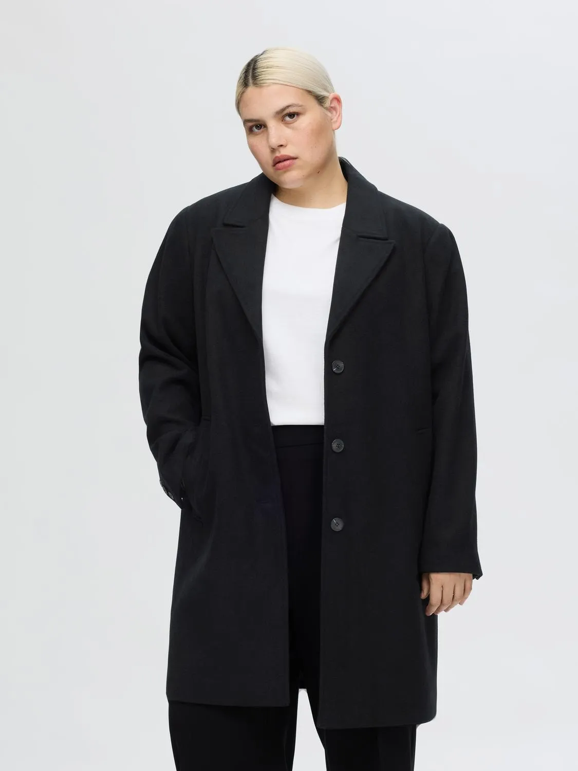 New Alma Wool Coat - Black