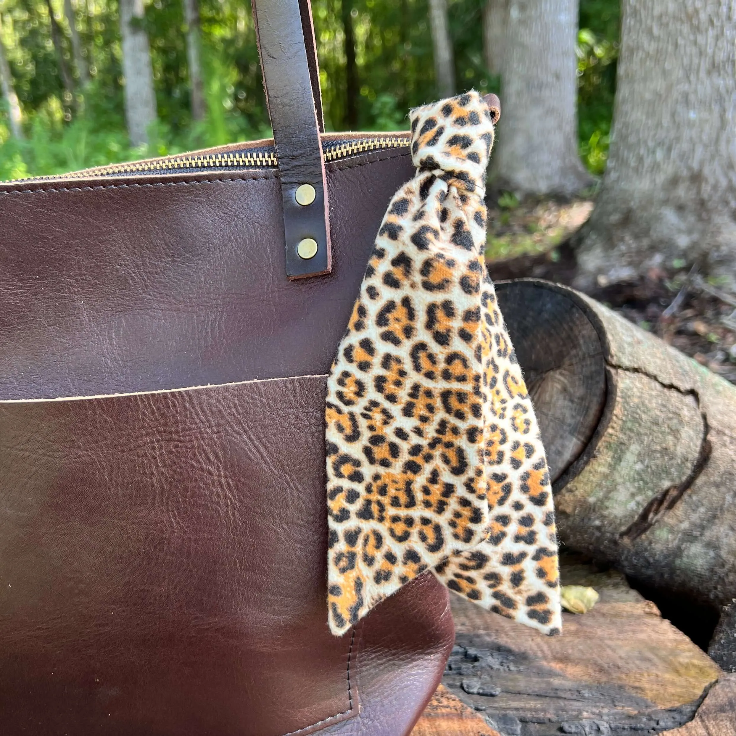 Purse Scarf - Cheetah Flannel