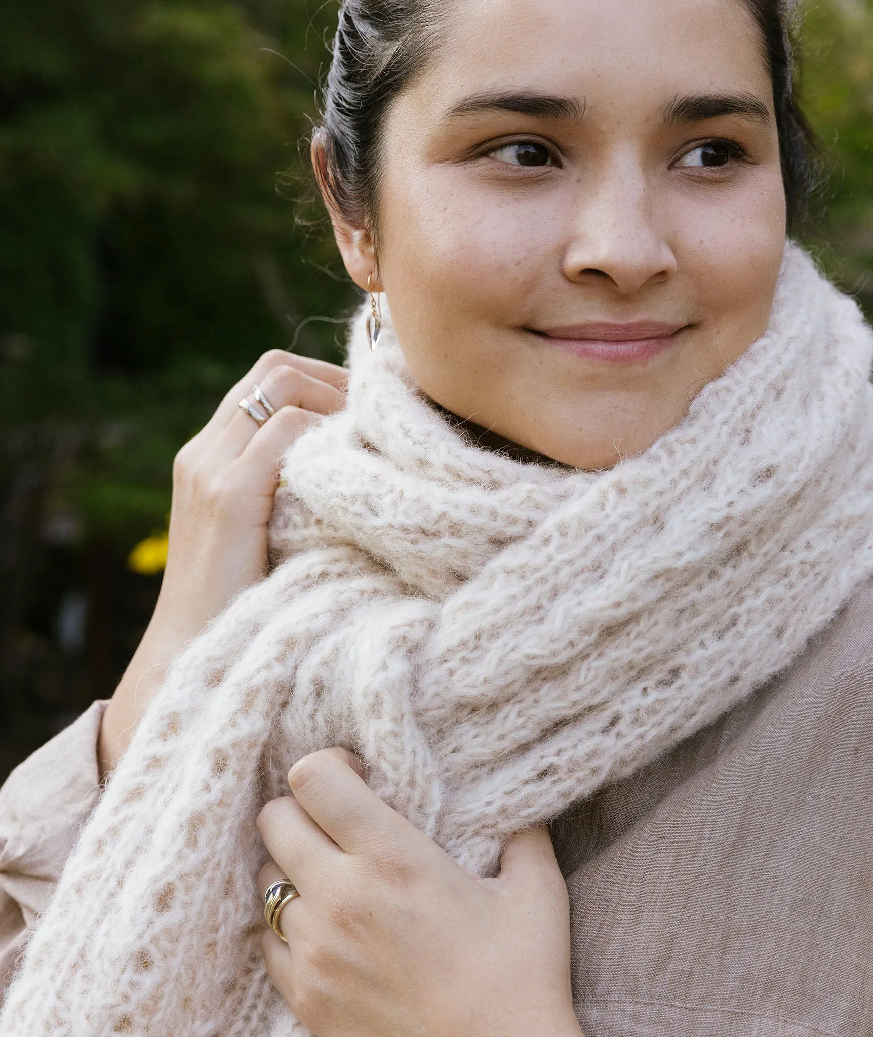 Ribbed Lace Scarf Using Isager Soft