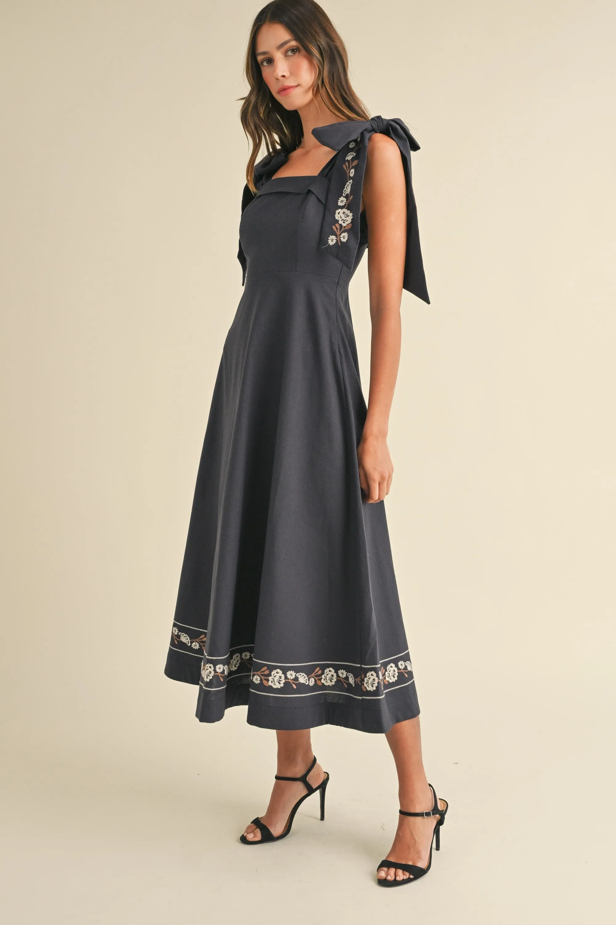 Rowan Embroidered Ribbon Tie Maxi Dress - Navy