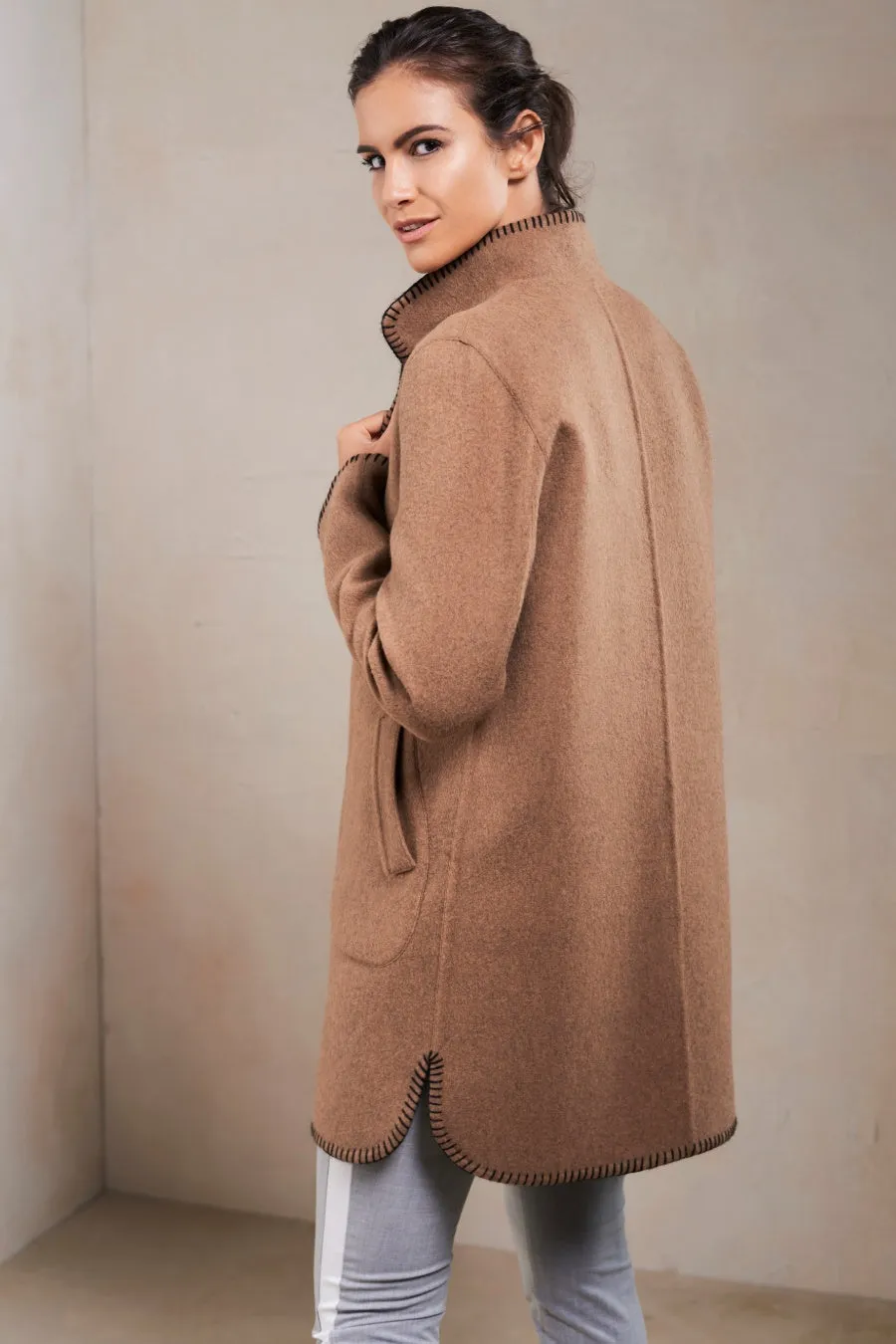 Satis Coat Baby Alpaca & Wool Color Black & Camel