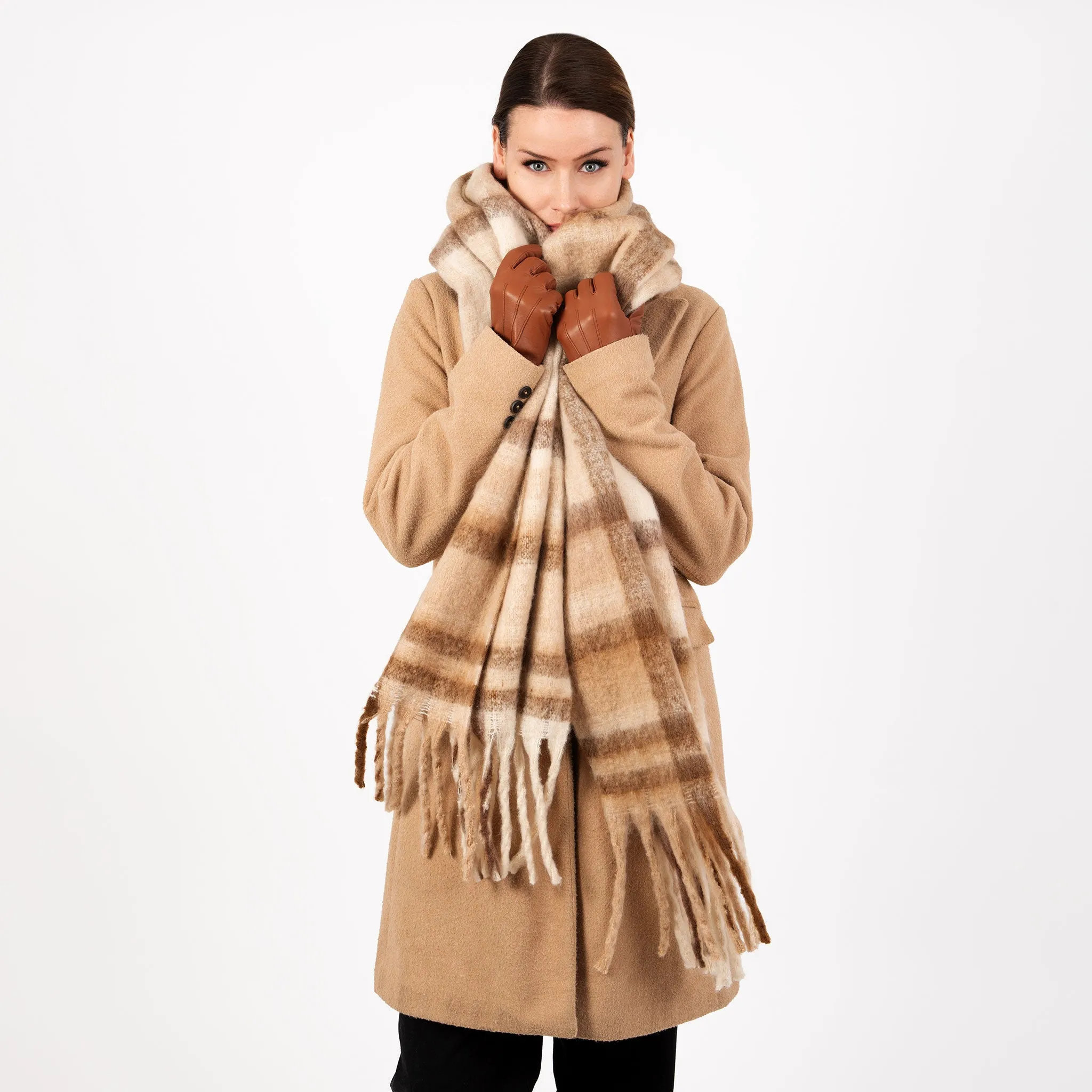 Women’s Plaid Check Blanket Scarf with Tassels